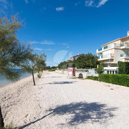 Apartments Citrine On The Beach Биоград-на-Мору Экстерьер фото