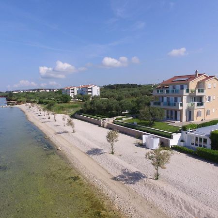 Apartments Citrine On The Beach Биоград-на-Мору Экстерьер фото