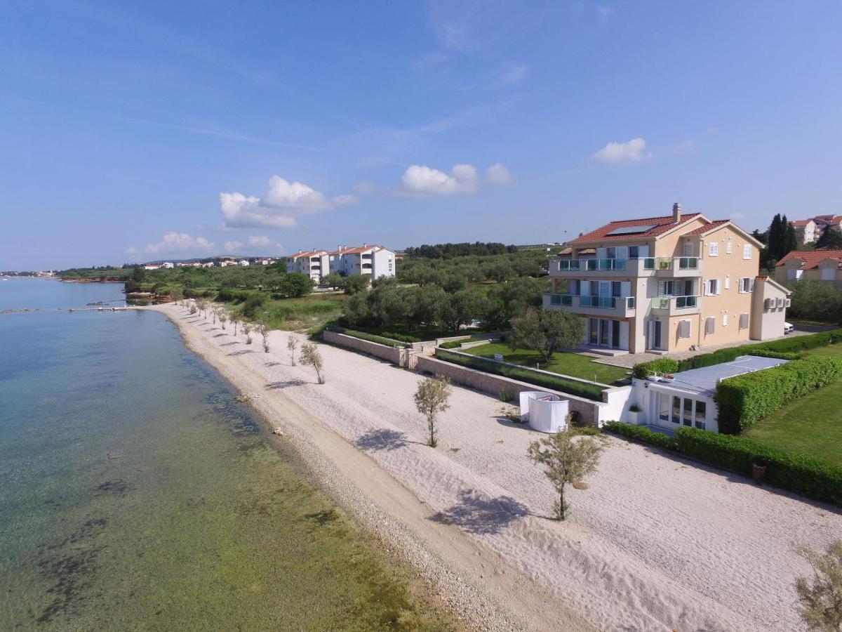 Apartments Citrine On The Beach Биоград-на-Мору Экстерьер фото